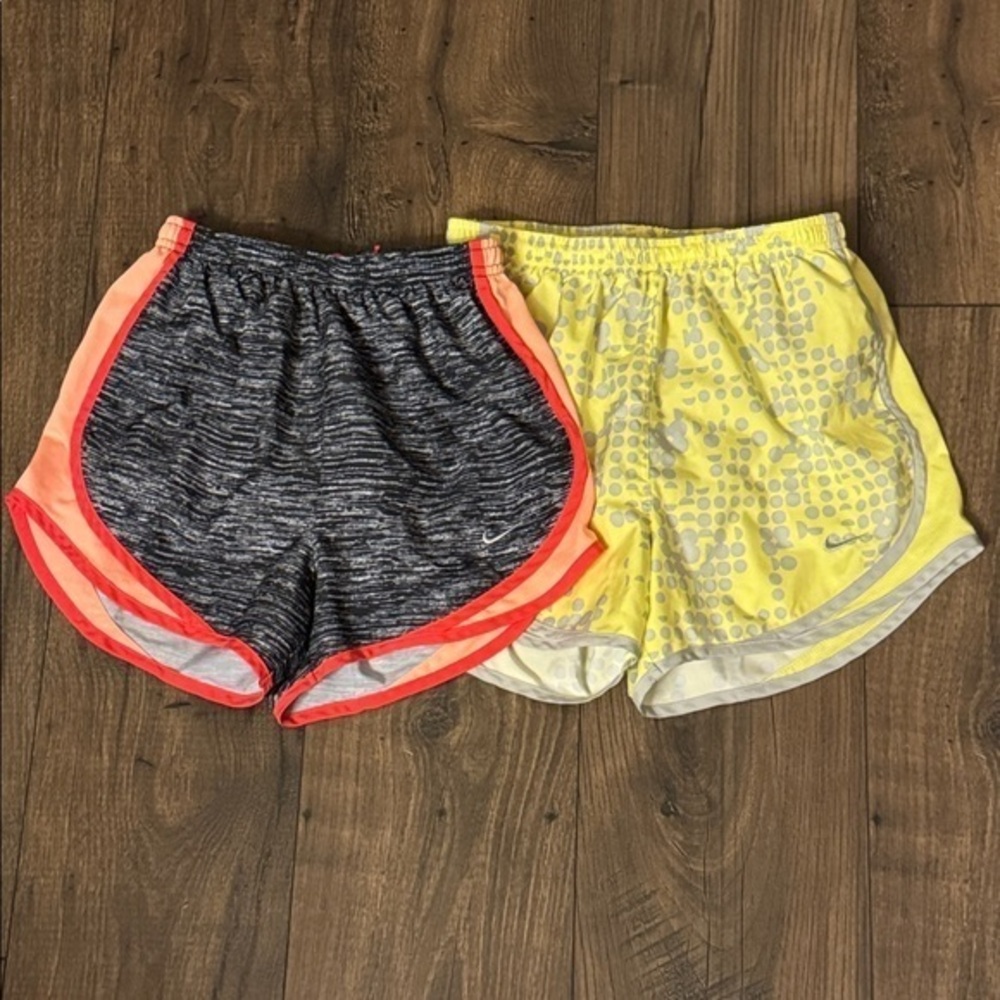 Nike Women's Set of Athletic Shorts - Black/Orange and Yellow/Gray XS